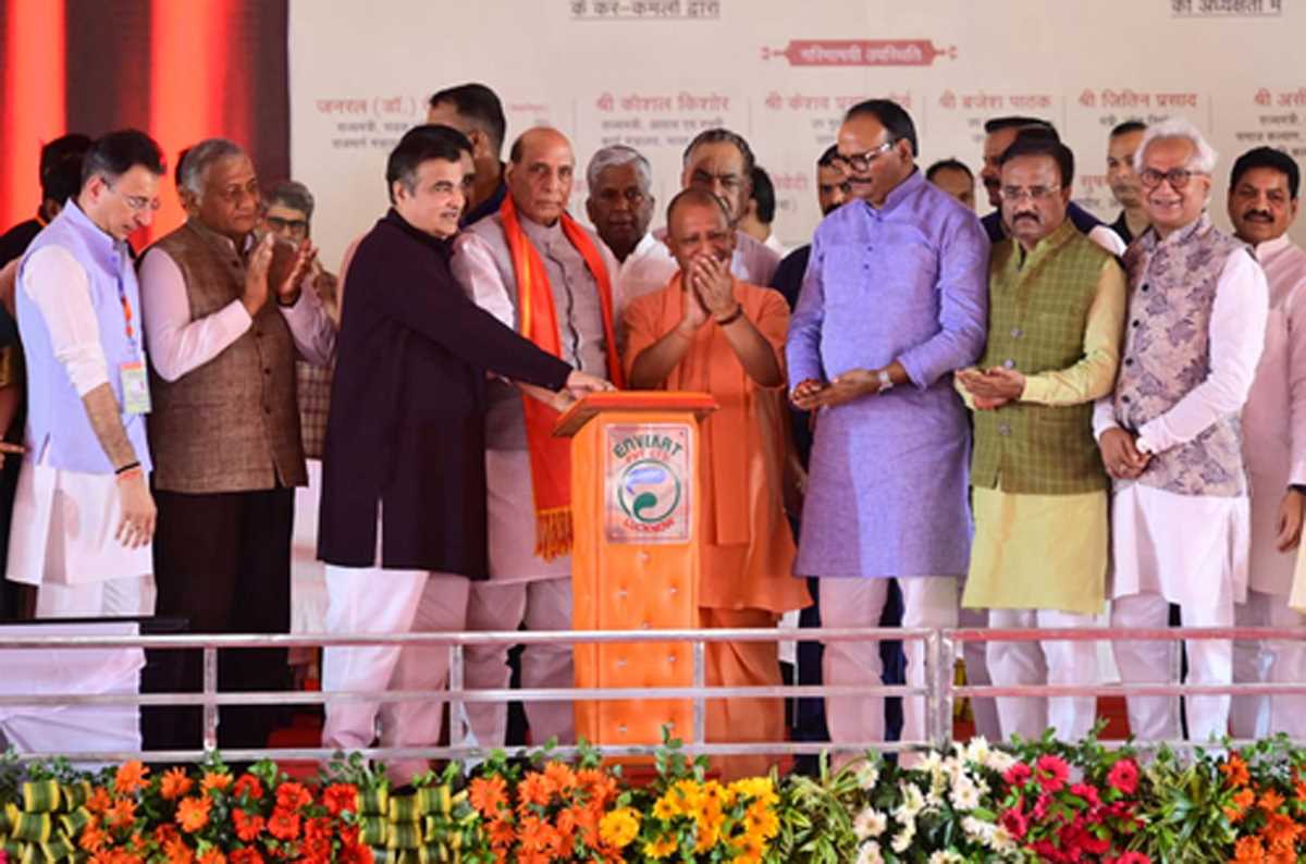 आधारभूत संरचना के विकास की दृष्टि से देश-प्रदेश में एक बड़ी क्रांति आई : रक्षामंत्री आधारभूत संरचना के विकास की दृष्टि से देश-प्रदेश में एक बड़ी क्रांति आई : रक्षामंत्री